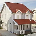 Restyled Villa With Whirlpool, Near The Grevelingen Lake