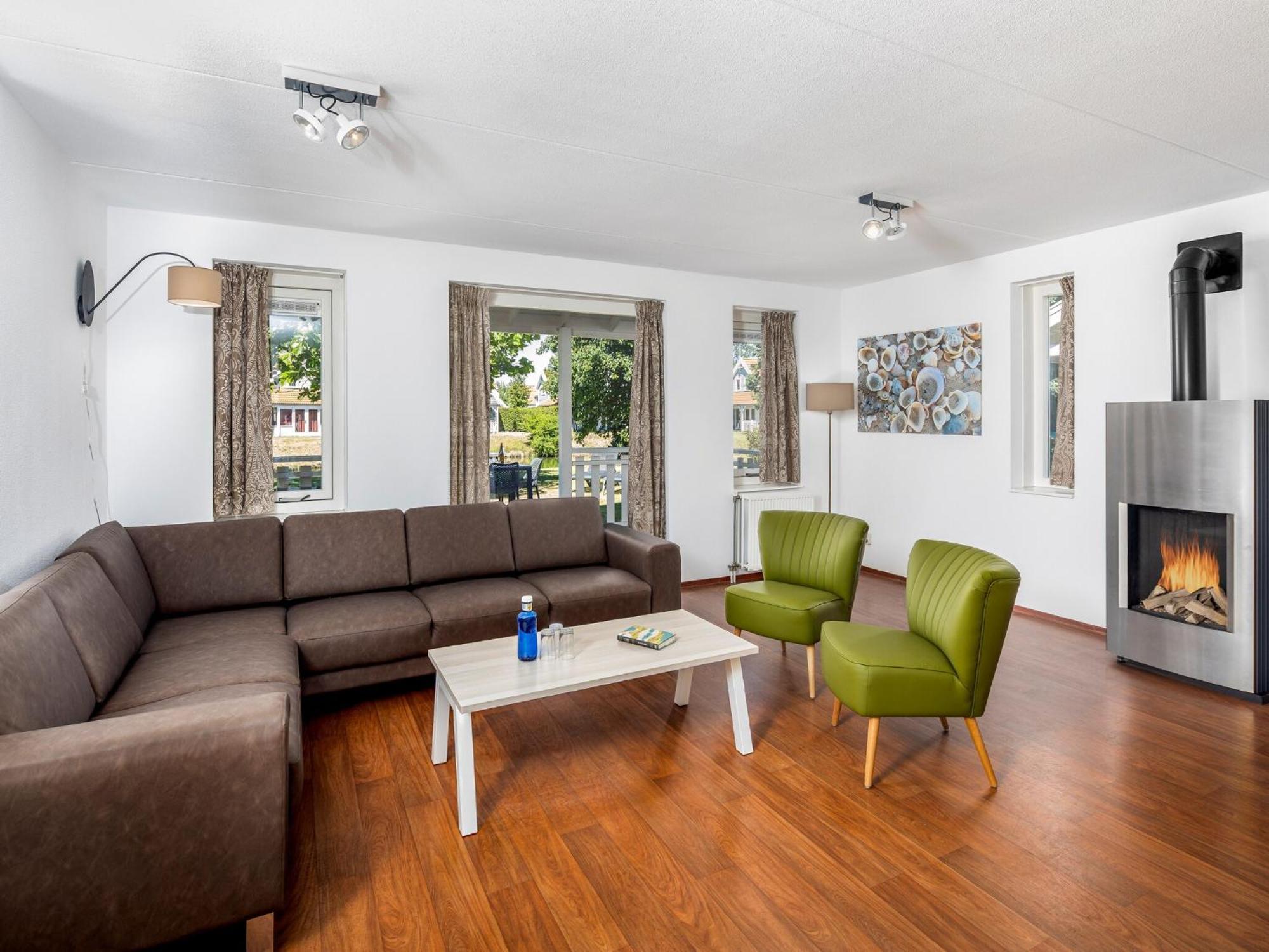 Villa Restyled With Whirlpool, Near The Grevelingen Bruinisse