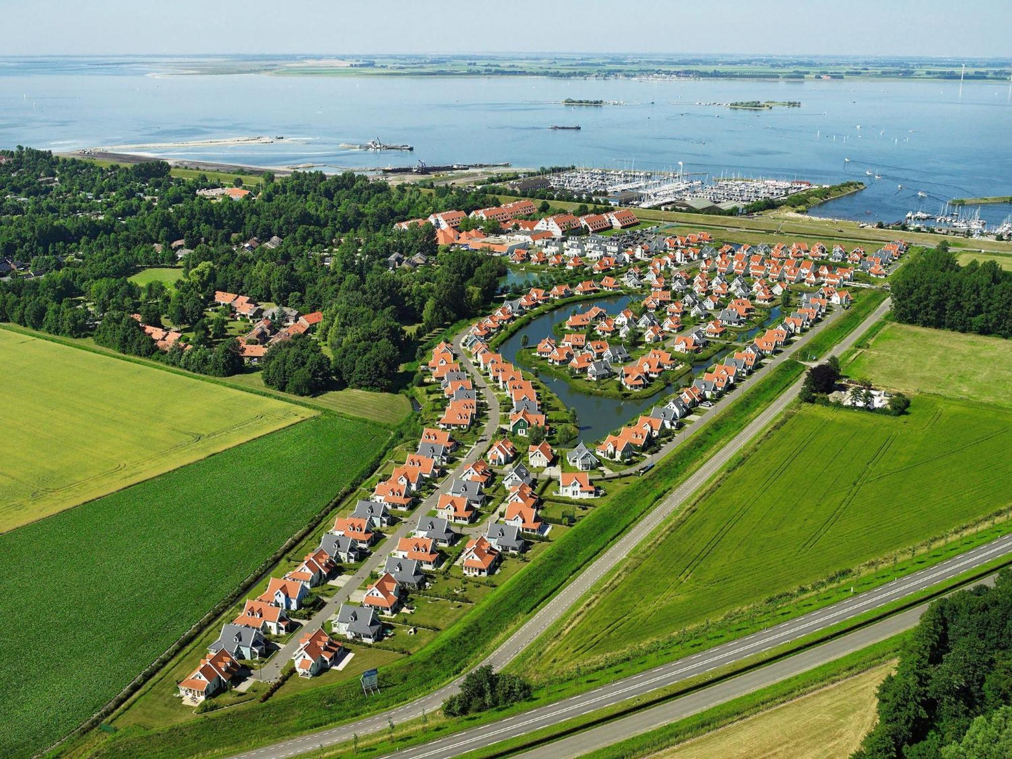 Restyled With Whirlpool, Near The Grevelingen Villa